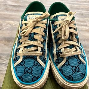 Baby Blue size 37.5 Women’s Gucci Shoes